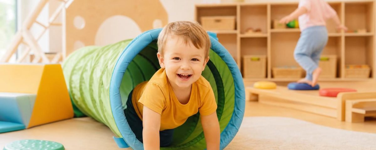 Codzienne zabawy ruchowe w żłobku – dlaczego ruch jest tak ważny dla rozwoju malucha?